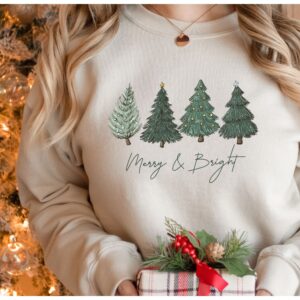 vintage christmas sweatshirt for women with holiday tree design and winter crewneck style iopeq