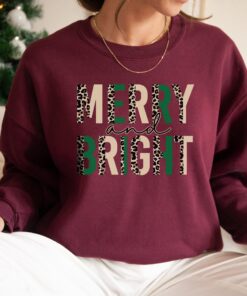 vintage christmas sweatshirt for women with leopard print design and marry and bright theme 5tcwf scaled