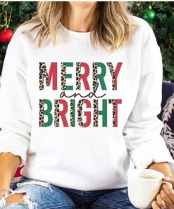 vintage christmas sweatshirt for women with leopard print design and marry and bright theme lin9z