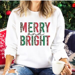 vintage christmas sweatshirt for women with leopard print design and marry and bright theme lin9z