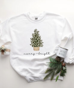 vintage christmas sweatshirt for women with merry and bright design featuring a christmas tree crewneck style for holiday comfort owit2 scaled