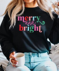 vintage christmas sweatshirt for women with merry and bright design ideal for family gatherings and holiday celebrations uczzw scaled