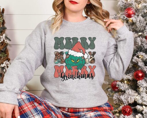 vintage christmas sweatshirt for women with merry design and comfortable fit t5hoe scaled