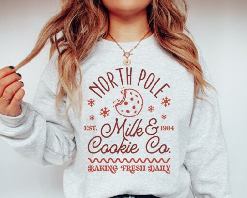 vintage christmas sweatshirt for women with milk and cookies design comfortable crewneck for holiday baking and festive celebrations iyemv