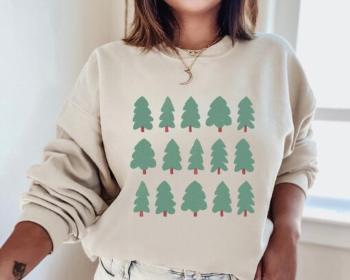 vintage christmas sweatshirt for women with pine tree design comfortable winter crewneck for holiday style rpej9