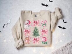 Vintage Christmas Sweatshirt for Women with Pink Bows and Aesthetic Design Trendy Retro Santa Shirt for Holiday Style