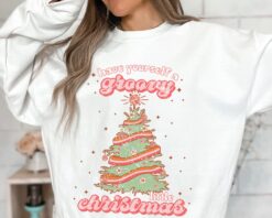 vintage christmas sweatshirt for women with retro design and crewneck style 9idvj