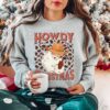 Vintage Christmas Sweatshirt for Women with Retro Santa Design and Western Style Ideal for Country Holiday Celebrations