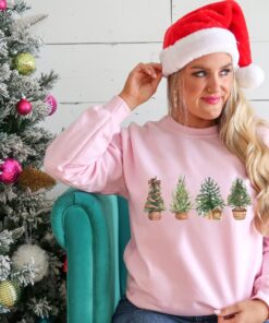 vintage christmas sweatshirt for women with rustic tree design and comfortable crewneck style for winter wear 5spfw scaled