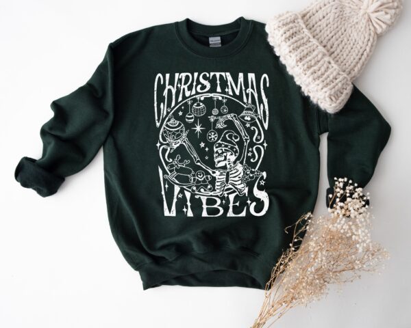 vintage christmas sweatshirt for women with skeleton design and crewneck style wov1d