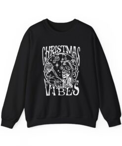 vintage christmas sweatshirt for women with skeleton design and crewneck style zdn8s