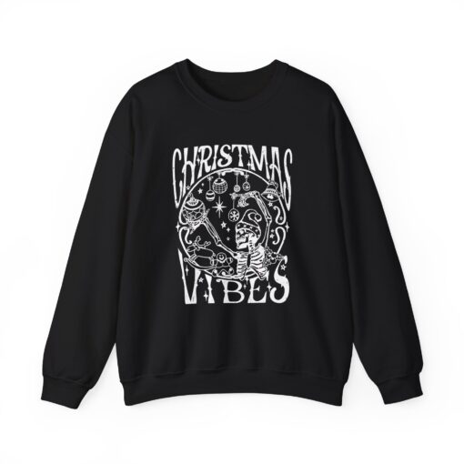 vintage christmas sweatshirt for women with skeleton design and crewneck style zdn8s