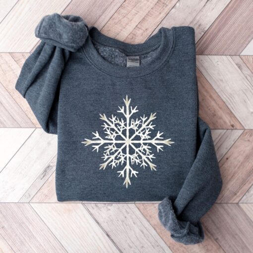 vintage christmas sweatshirt for women with snowflake design and merry bright theme plus size crewneck