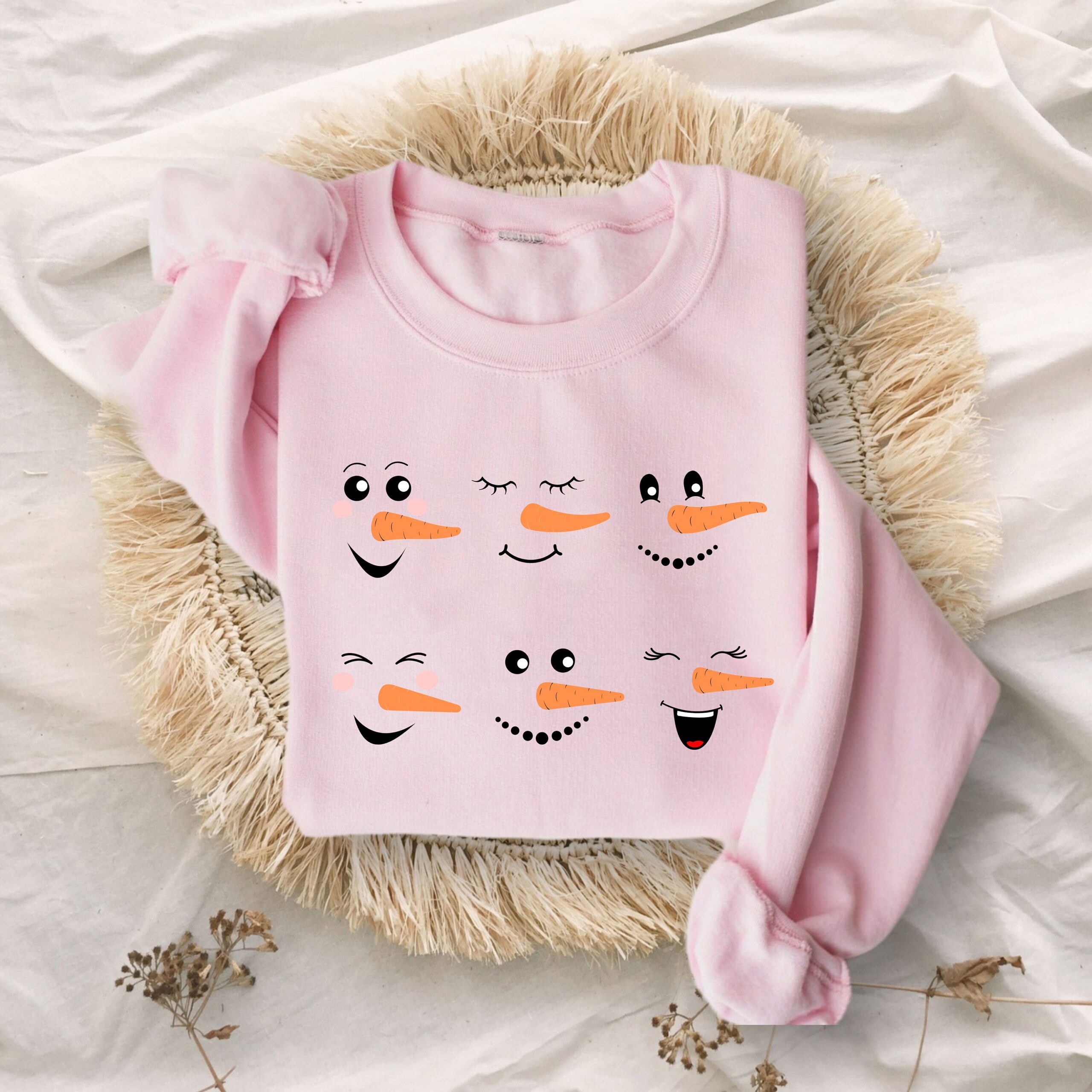 Vintage Christmas Sweatshirt for Women with Snowman Design Plus Size Crewneck Style Comfortable and Stylish Holiday Apparel 6 vintage christmas sweatshirt for women with snowman design plus size crewneck style comfortable and stylish holiday apparel rqku6 scaled