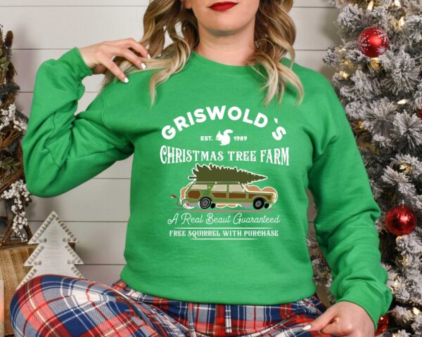 vintage christmas sweatshirt griswolds tree farm since 1989 womens design for family gatherings and holiday celebrations ekq1x scaled