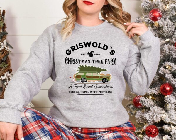 vintage christmas sweatshirt griswolds tree farm since 1989 womens design for family gatherings and holiday celebrations tv6sz scaled