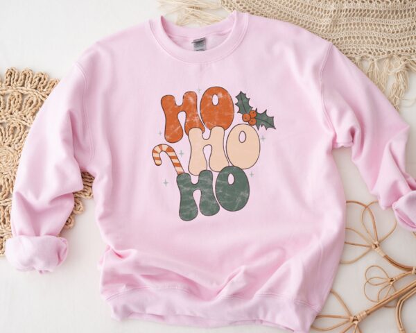 vintage christmas sweatshirt ho ho ho retro design 70s style long sleeve comfortable womens apparel for holiday celebrations uwtzm