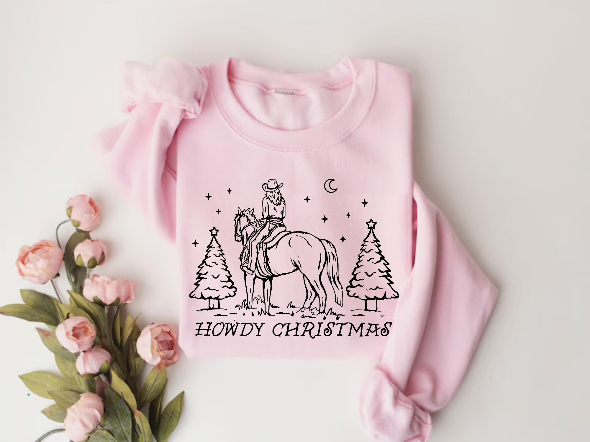 Vintage Christmas Sweatshirt Howdy Crewneck for Country Style with Grandmillenial Cowgirl Design Plus Size for Holiday Celebrations 5 vintage christmas sweatshirt howdy crewneck for country style with grandmillenial cowgirl design plus size for holiday celebrations i7zao