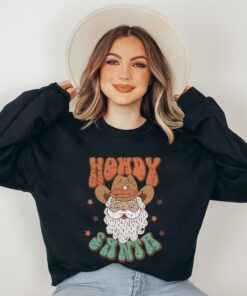 vintage christmas sweatshirt howdy santa design western style funny country cowboy tee for festive holiday wear ov4kc