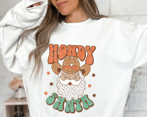 vintage christmas sweatshirt howdy santa design western style funny country cowboy tee for festive holiday wear sje3n