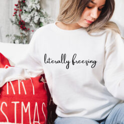 Vintage Christmas Sweatshirt Im Freezing Crewneck for Fall and Winter Sweater Weather Comfort Colors Long Sleeve Apparel