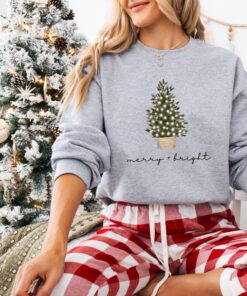 vintage christmas sweatshirt merry and bright crewneck with christmas tree lights for holiday and winter wear ckr4c scaled