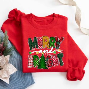 vintage christmas sweatshirt merry and bright design comfortable family hoodies for women ideal for holiday gatherings glmoe