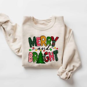 vintage christmas sweatshirt merry and bright design comfortable family hoodies for women ideal for holiday gatherings mr8vs scaled