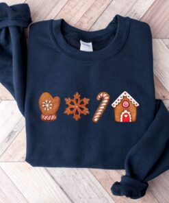 vintage christmas sweatshirt merry and bright design gingerbread cookies crewneck trendy holiday apparel for festive celebrations hjg4s scaled