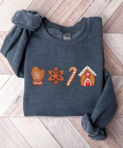 vintage christmas sweatshirt merry and bright design gingerbread cookies crewneck trendy holiday apparel for festive celebrations ikg2f scaled