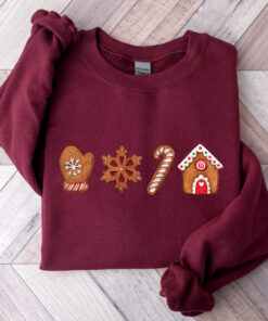 vintage christmas sweatshirt merry and bright design gingerbread cookies crewneck trendy holiday apparel for festive celebrations osy3n scaled