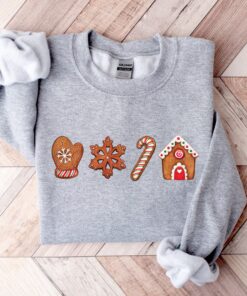 vintage christmas sweatshirt merry and bright design gingerbread cookies crewneck trendy holiday apparel for festive celebrations pdwgd scaled