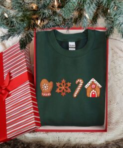 vintage christmas sweatshirt merry and bright design gingerbread cookies crewneck trendy holiday apparel for festive celebrations qqrxm scaled