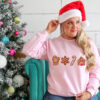 vintage christmas sweatshirt merry and bright design gingerbread cookies crewneck trendy holiday apparel for festive celebrations zrc5y