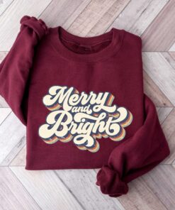 vintage christmas sweatshirt merry and bright design retro style for women ideal for holiday celebrations and festive gatherings nx8gz scaled