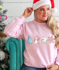 vintage christmas sweatshirt merry and bright design with gingerbread cookies print comfortable crewneck style fkwab scaled