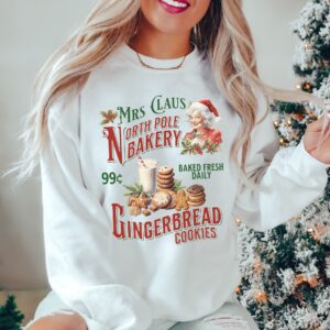 vintage christmas sweatshirt mrs claus gingerbread bakery design with retro style for baking cookies and holiday celebrations akpkm