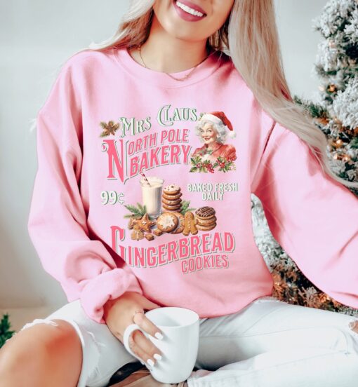 vintage christmas sweatshirt mrs claus gingerbread bakery design with retro style for baking cookies and holiday celebrations fqpxv scaled