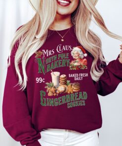 vintage christmas sweatshirt mrs claus gingerbread bakery design with retro style for baking cookies and holiday celebrations jmnsk