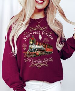 vintage christmas sweatshirt north pole express train design retro style comfortable fit for holiday celebrations agfb5