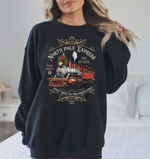 vintage christmas sweatshirt north pole express train design retro style comfortable fit for holiday celebrations vrg2k