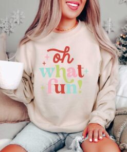 vintage christmas sweatshirt oh what fun design retro style for holiday vibes comfortable fit ideal for christmas celebrations hgsqb