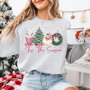 vintage christmas sweatshirt pink santa design with christmas tree and hot chocolate theme for a festive look rlsjj