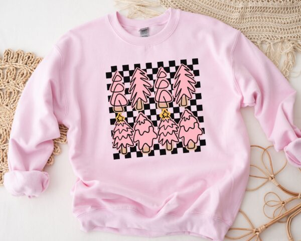 vintage christmas sweatshirt pink trees crewneck retro checkered design comfortable and stylish for holiday celebrations bhqzk