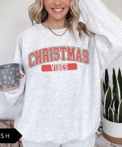 vintage christmas sweatshirt retro crewneck holiday design for winter wear zz0dz