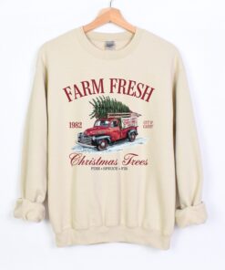 vintage christmas sweatshirt retro farm fresh trees design soft crewneck apparel for holiday celebrations mu5hc scaled