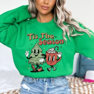 vintage christmas sweatshirt retro holiday design comfortable fit for festive celebrations ftdos