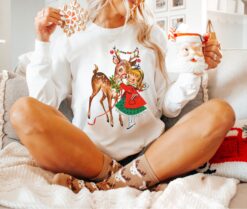 vintage christmas sweatshirt retro reindeer design cute 1950s crewneck for family matching holiday pajamas and festive wear 3suvt