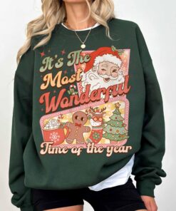 vintage christmas sweatshirt retro santa claus design featuring hot cocoa and gingerbread elements for holiday comfort 7nsvk