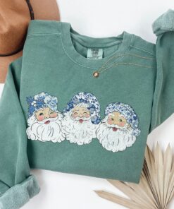 vintage christmas sweatshirt retro santa design blue toile coquette style holiday apparel for women 6m7z6 scaled